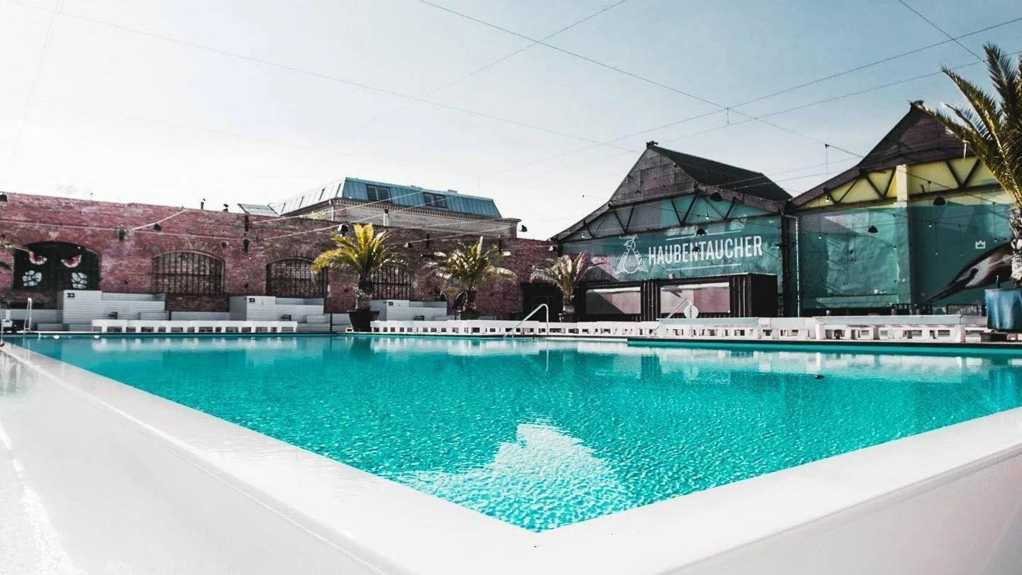 Latin Poolparty @ Maaya – 1/1