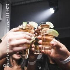 Hamburg Night Pub Crawl: 4 Locations – 1/1