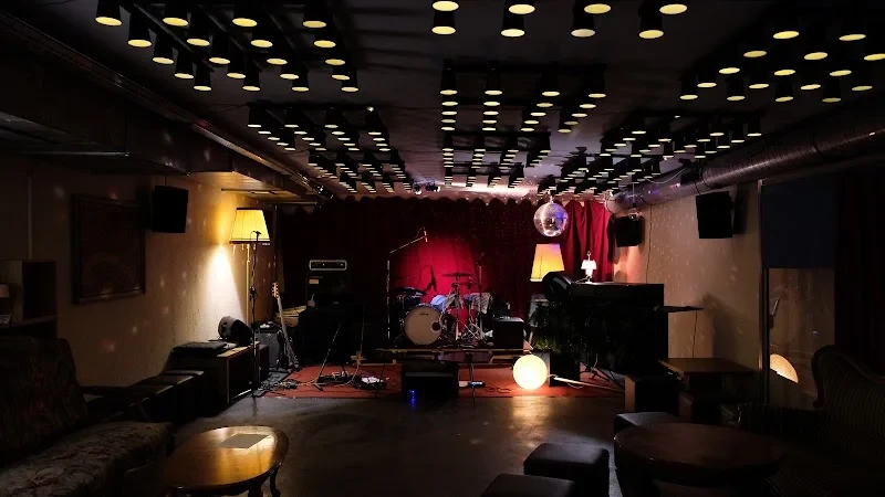 Schall und Rauch Bar