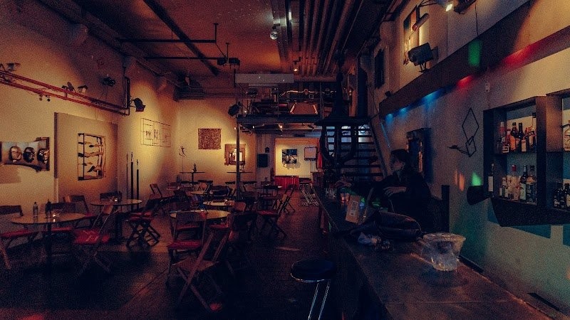 Labuesch Bar