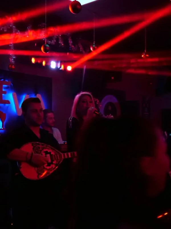 Cueva Live Club
