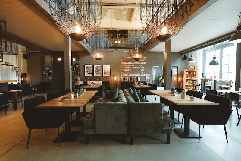 PRESSWERK GASTRONOMIE & EVENTHALLE