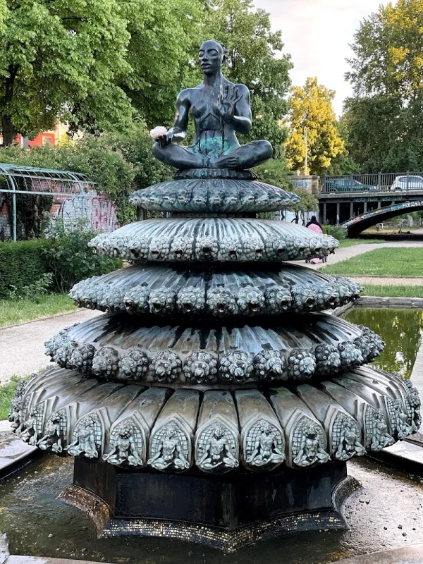 Indischer Brunnen