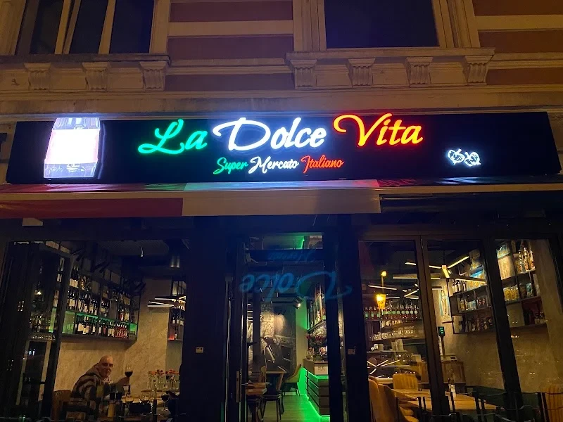 La Dolce Vita