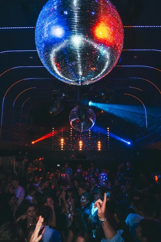 DiscoBox
