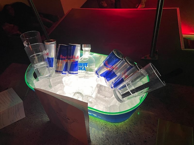 mamita, club bar latino